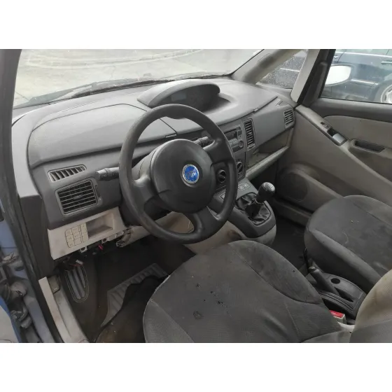 FIAT IDEA (135) '2004 1.9 JTD CAT AZUL CIELO