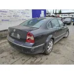 VOLKSWAGEN PASSAT BERLINA (3B3) VOLKSWAGEN PASSAT BERLINA (3B3) '2002 1.9 TDI NEGRO 2000
