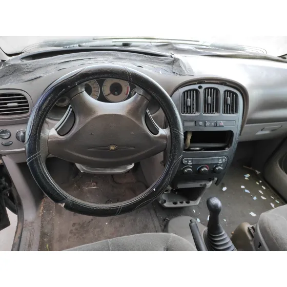 CHRYSLER VOYAGER (RG) '2001 *