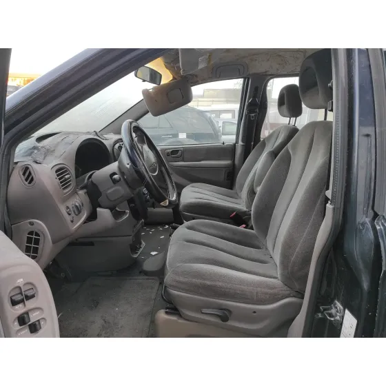 CHRYSLER VOYAGER (RG) '2001 *