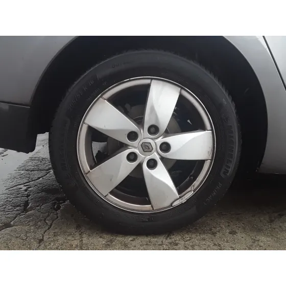 RENAULT MEGANE III SPORT TOURER '2011 1.5 DCI DIESEL FAP GRIS