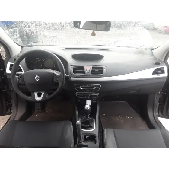 RENAULT MEGANE III SPORT TOURER '2011 1.5 DCI DIESEL FAP GRIS