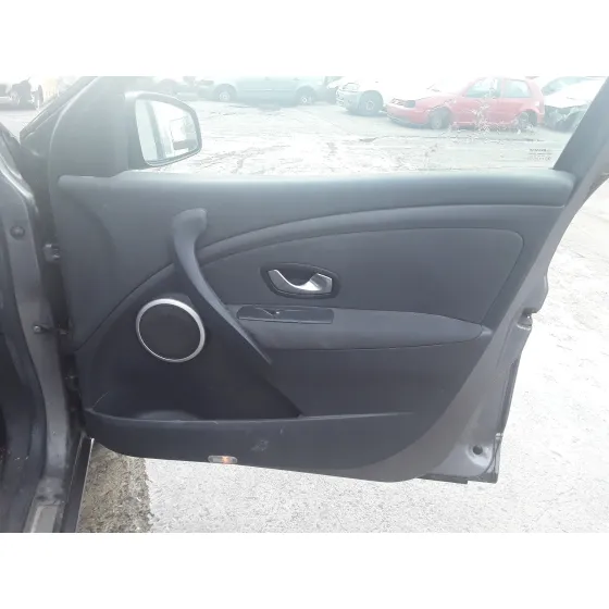 RENAULT MEGANE III SPORT TOURER '2011 1.5 DCI DIESEL FAP GRIS
