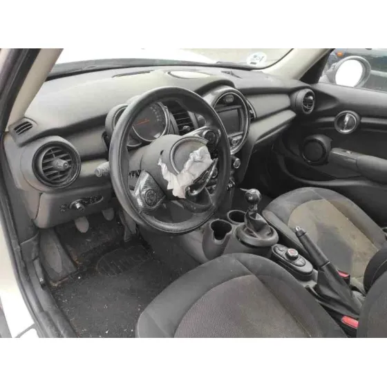 BMW MINI (F56) '2018 * CREMA