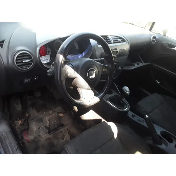 SEAT LEON (1P1) '2006 2.0 TDI GRIS OSCURO