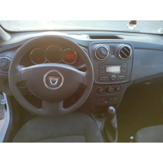 DACIA SANDERO '2015 * BLANCO