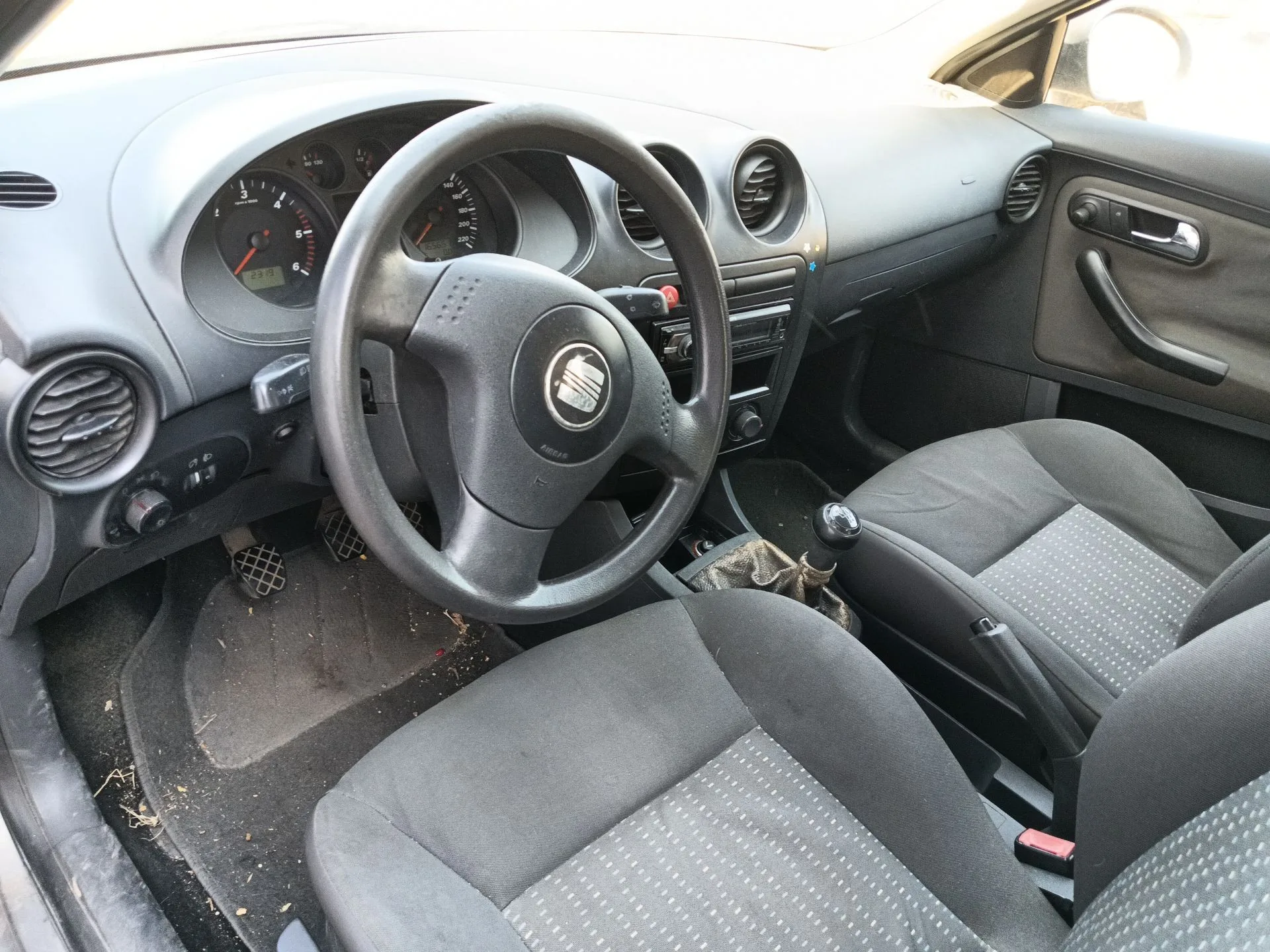 Seat IBIZA III (6L1) 2002