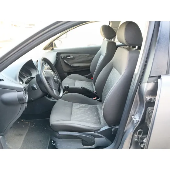 Seat IBIZA III (6L1) 2002