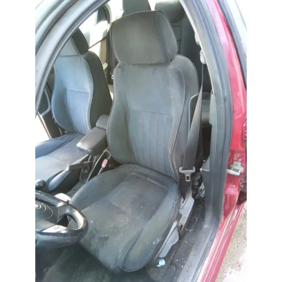 ALFA ROMEO 156 (116) '2004 1.9 JTD CAT ROJO