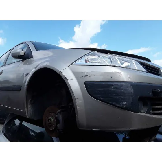 RENAULT MEGANE II CLASSIC BERLINA '2007 1.9 DCI DIESEL FAP BEIGE