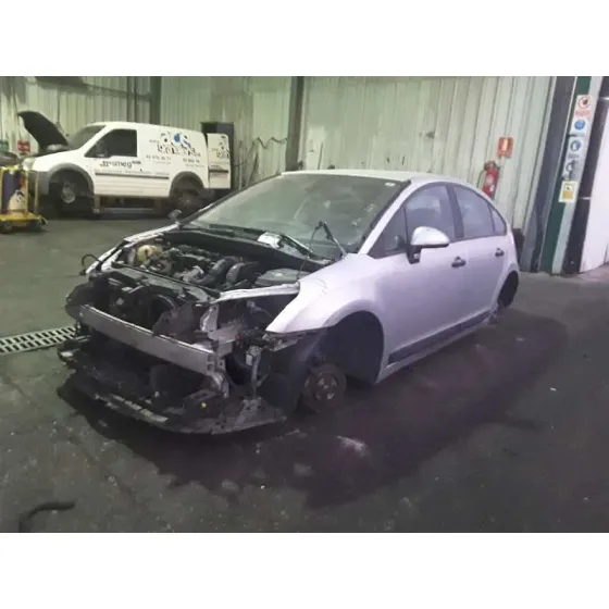CITROEN C4 BERLINA '2006 SX PLATA