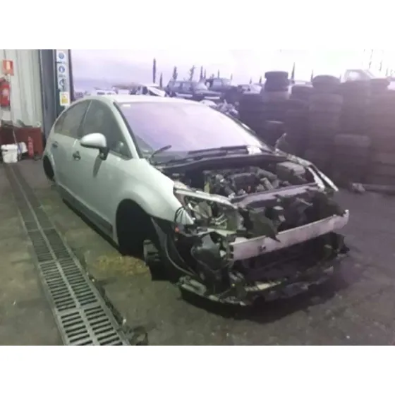 CITROEN C4 BERLINA '2006 SX PLATA