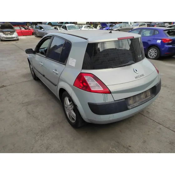 RENAULT MEGANE II BERLINA 5P '2004 1.9 DCI DIESEL PLATA