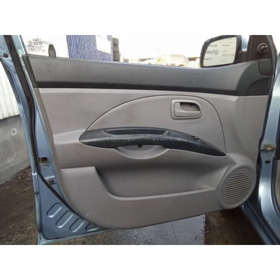 KIA PICANTO '2004 1.1 CAT AZUL CIELO