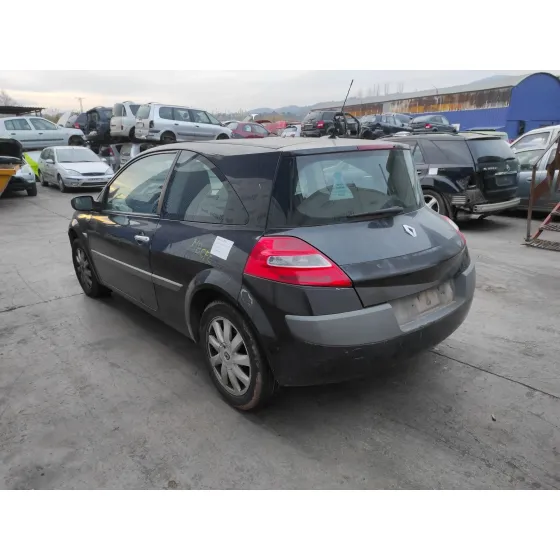 RENAULT MEGANE II BERLINA 3P '2007 * NEGRO