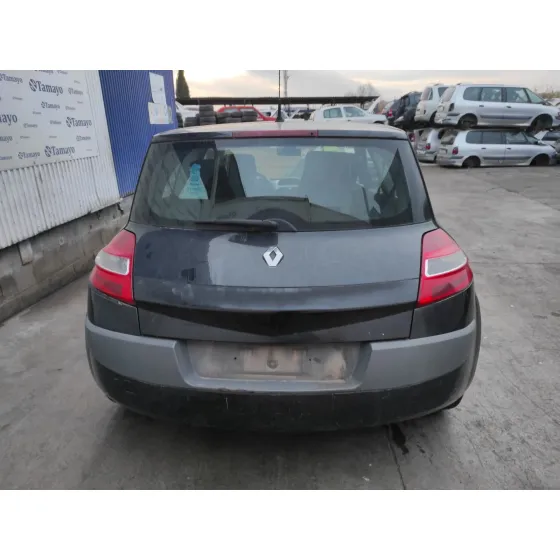 RENAULT MEGANE II BERLINA 3P '2007 * NEGRO