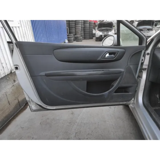 CITROEN C4 COUPE '2006 * PLATA