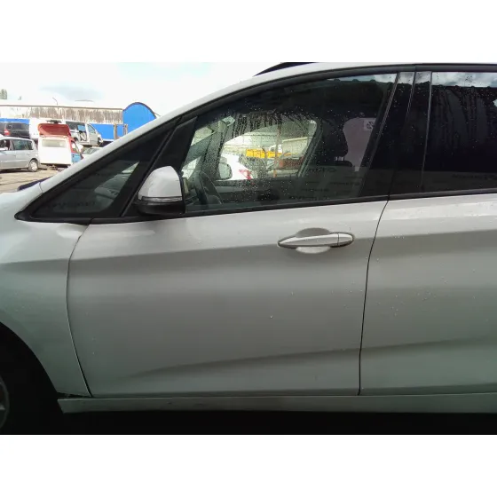 BMW SERIE 2 GRAN TOURER (F46) '2015 * BLANCO