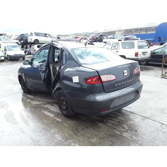 SEAT CORDOBA BERLINA (6L2) '2008 * GRIS OSCURO
