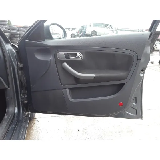 SEAT CORDOBA BERLINA (6L2) '2008 * GRIS OSCURO