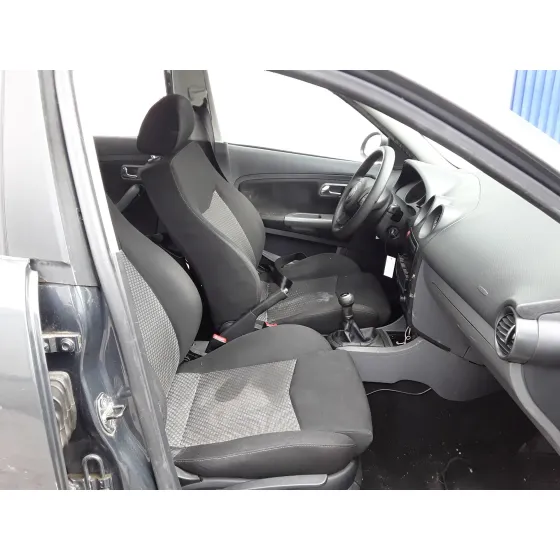 SEAT CORDOBA BERLINA (6L2) '2008 * GRIS OSCURO