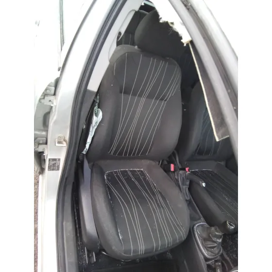 OPEL CORSA D '2009 1.3 16V CDTI CAT (Z 13 DTH / L4I) PLATA