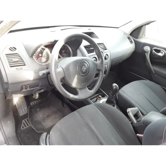 RENAULT MEGANE II FAMILIAR '2004 * AZUL MARINO