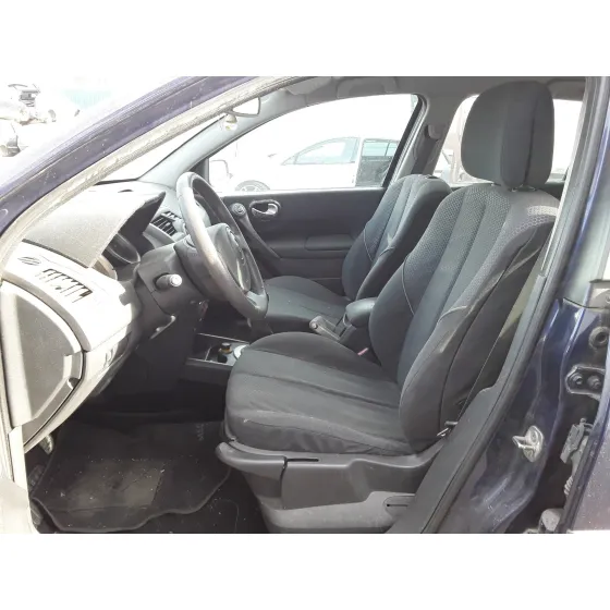 RENAULT MEGANE II FAMILIAR '2004 * AZUL MARINO