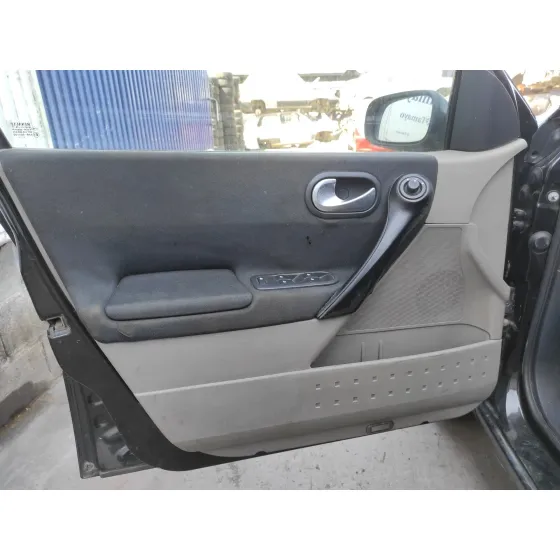 RENAULT MEGANE II BERLINA 5P '2006 1.9 DCI DIESEL FAP NEGRO