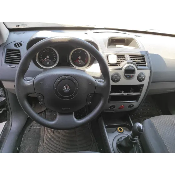RENAULT MEGANE II BERLINA 5P '2006 1.9 DCI DIESEL FAP NEGRO