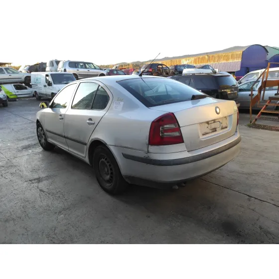 SKODA OCTAVIA BERLINA (1Z3) '2006 * PLATA