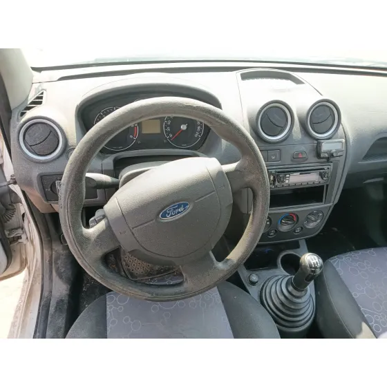 Ford FIESTA V (JH_, JD_) 2001