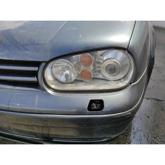 VOLKSWAGEN GOLF IV BERLINA (1J1) '2002 1.9 TDI GRIS