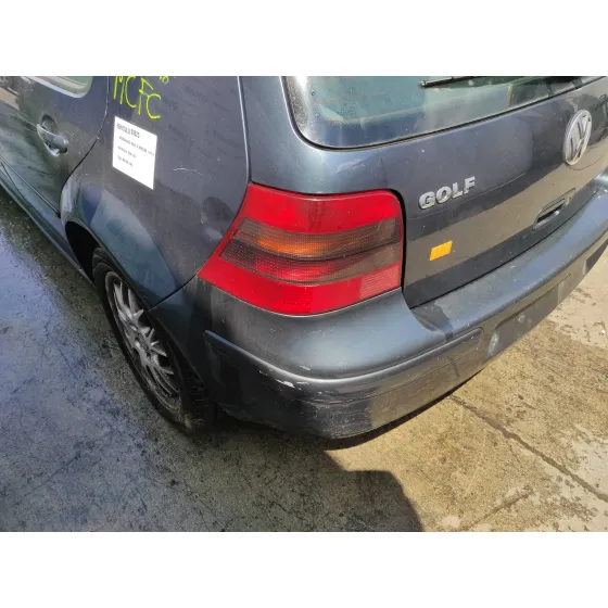 VOLKSWAGEN GOLF IV BERLINA (1J1) '2002 1.9 TDI GRIS