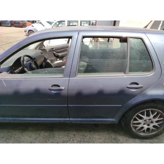 VOLKSWAGEN GOLF IV BERLINA (1J1) '2002 1.9 TDI GRIS