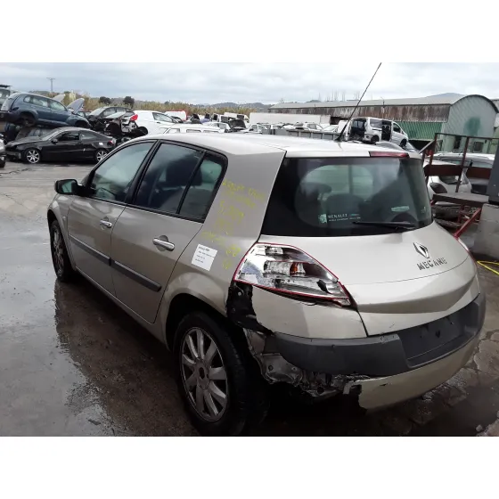 RENAULT MEGANE II BERLINA 5P '2008 1.5 DCI DIESEL PLATA