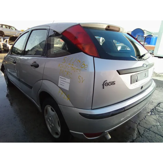 FORD FOCUS BERLINA (CAK) '2003 1.8 TDCI CAT PLATA