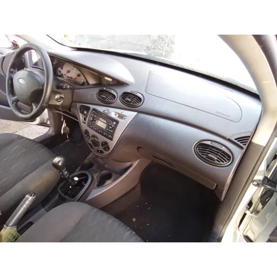FORD FOCUS BERLINA (CAK) '2003 1.8 TDCI CAT PLATA