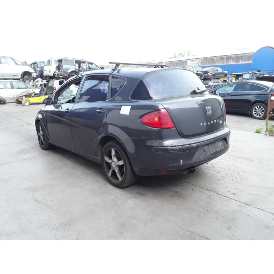 SEAT TOLEDO (5P2) '2006 * NEGRO