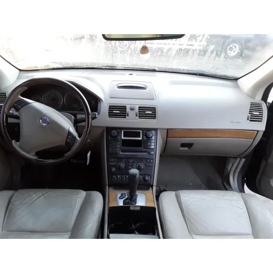 VOLVO XC90 '2004 2.5 20V TURBO CAT MARRON