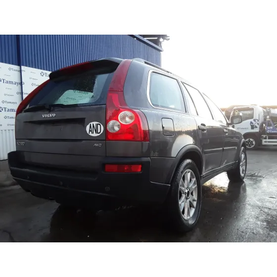 VOLVO XC90 '2004 2.5 20V TURBO CAT MARRON
