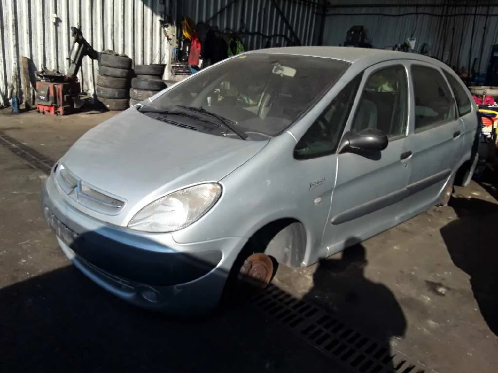 CITROEN XSARA PICASSO '2003 2.0 HDI CAT (RHY / DW10TD) PLATA