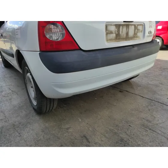 RENAULT CLIO II FASE II (B/CB0) '2006 1.5 DCI DIESEL BLANCO