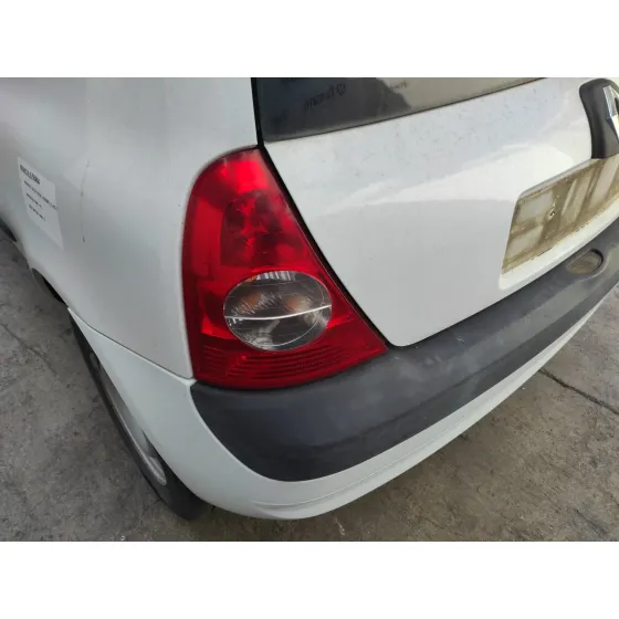 RENAULT CLIO II FASE II (B/CB0) '2006 1.5 DCI DIESEL BLANCO