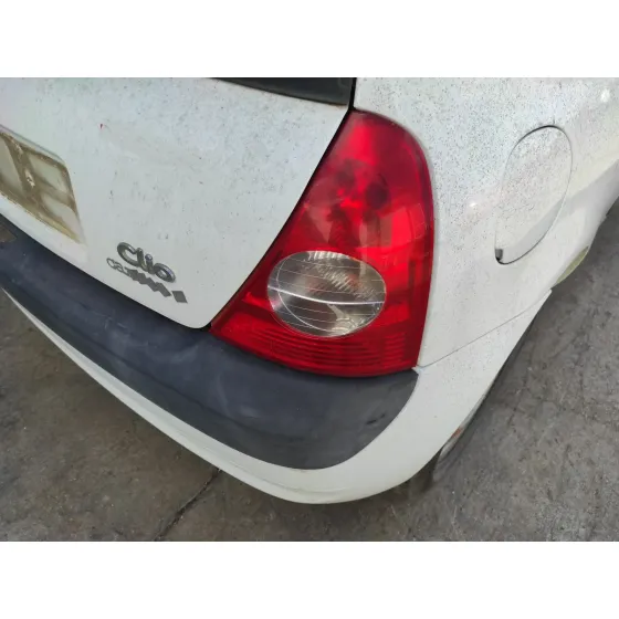 RENAULT CLIO II FASE II (B/CB0) '2006 1.5 DCI DIESEL BLANCO