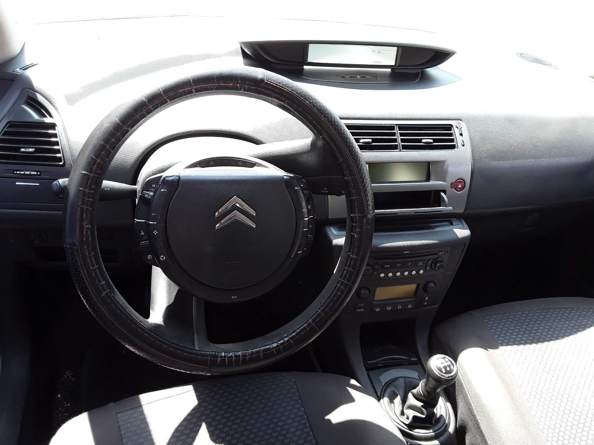 CITROEN C4 BERLINA '2010 * NEGRO