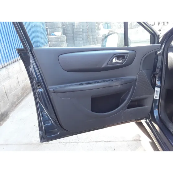 CITROEN C4 BERLINA '2010 * NEGRO
