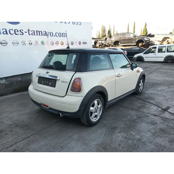 Mini MINI (R56) 2006