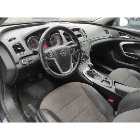 OPEL INSIGNIA SPORTS TOURER '2017 * NEGRO