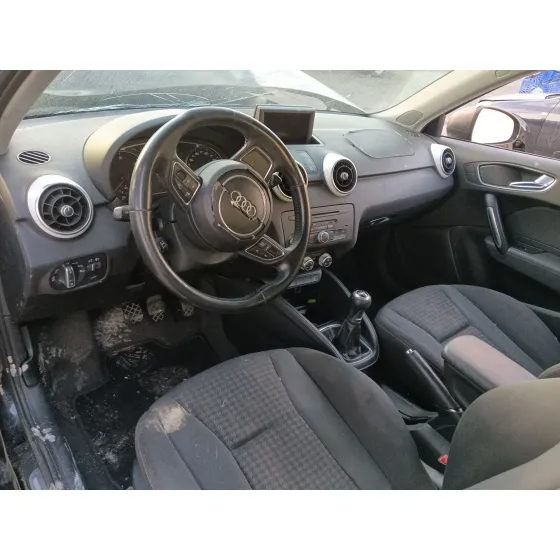 Audi A1 (8X1, 8XK) 2010